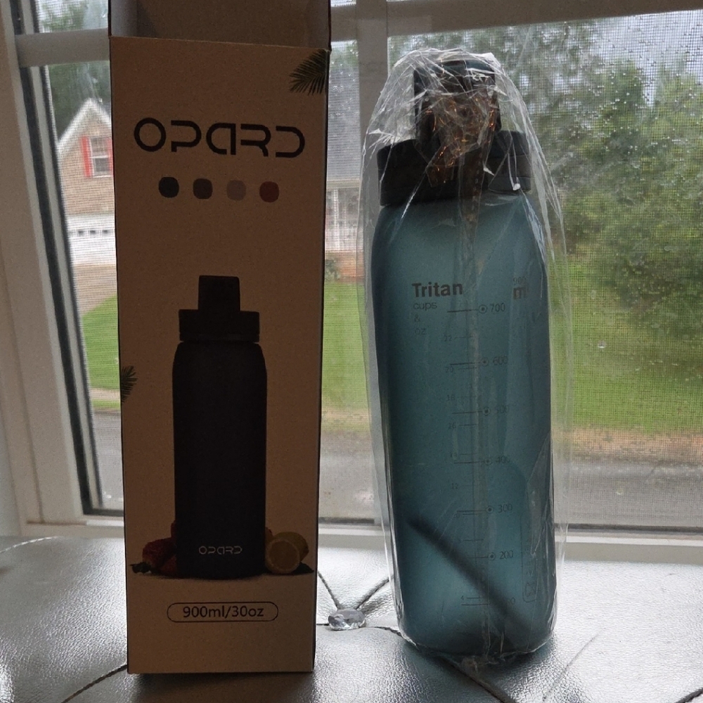 Opard Blue Tritan Fruit Infuser Water Bottle 900ml / 30 Oz New In Box